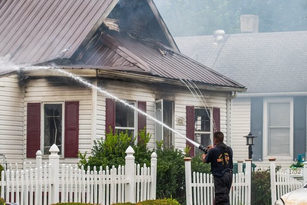 Window boarding in St Louis Belleville Fire restoration