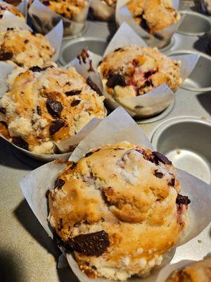 Raspberry chocolate muffins