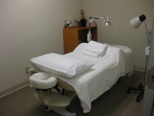 E-Ming Acupuncture Clinic