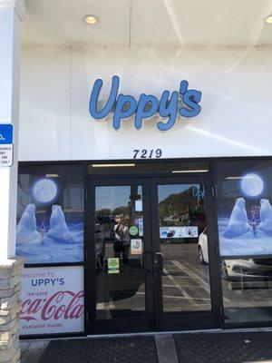 Uppy's Convenient Store