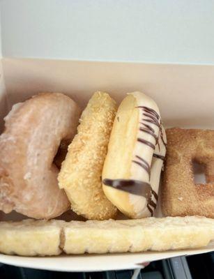 Box of donuts - Try the Cinnamon Sugar!