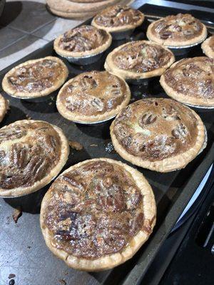 Pecan mini pies