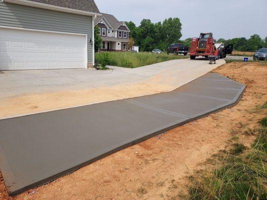 Add on to a driveway in Elon NC