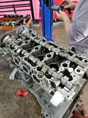 Cylinder head with camshafts