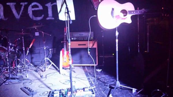 Guitar setup for Mindset X at The Raven