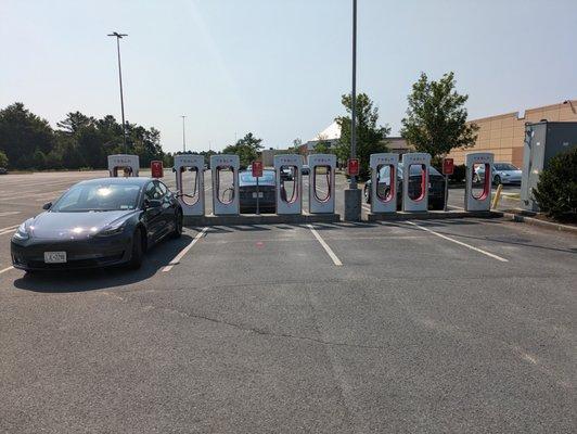 Tesla Supercharger, Plattsburgh