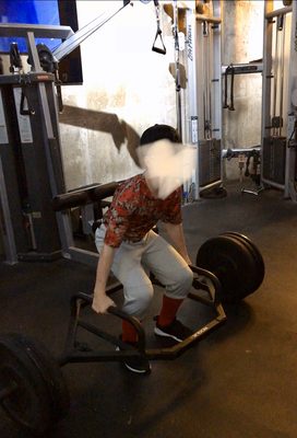 Trap bar deadlifts at 14 years old