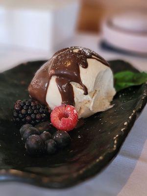 Chocolate cookie gelato