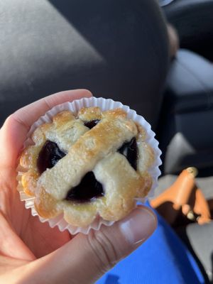 Mini blueberry pie