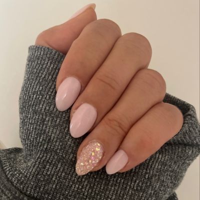 Dip nails by Julie