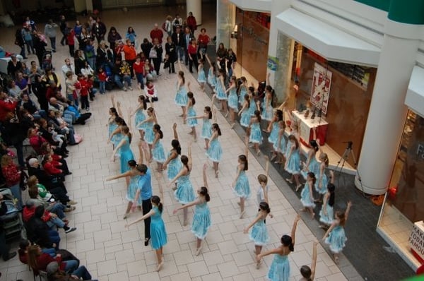 Holiday Performance at Carousel Mall 2009