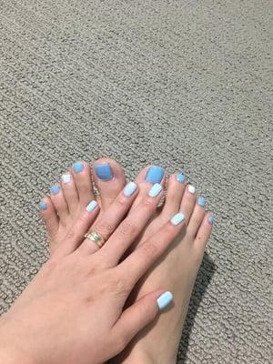 I got gel for nails and regular polish on my toe. They look so cool. They are matching. I love to have fun with colors