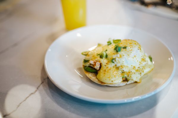 Crab Oscar Benedict