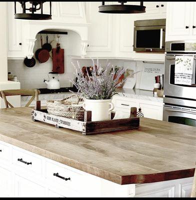 Beautiful 2-1/4" Walnut - "flat grain" style butcher block kitchen counter.  Lovely!