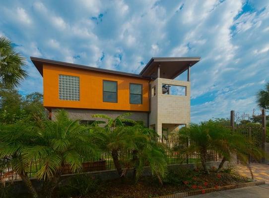 Private contemporary residence in South St. Petersburg, FL