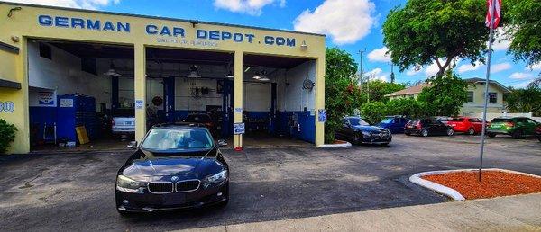 SoFlo German Auto Mechanics certified to repair, service, maintain, and replace OEM genuine car parts! BMW Repair shop near Weston...