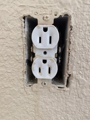 This is after painter "cleaned" the outlet