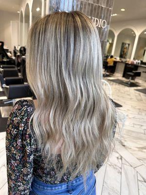 Bright Bold Traditional Blonde highlights