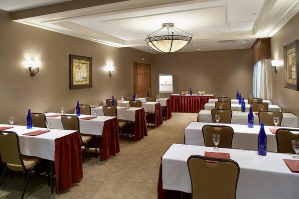 Clinton Inn Hotel and Event Center Meeting Room