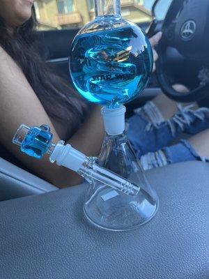 Brand new bong for blessed price