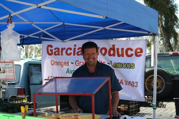 One of my favorite vendors. I think his oranges are the best in the market.