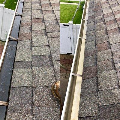 Gutter Cleaning To Remove Debris & Unplug Downspouts Elkhart IN