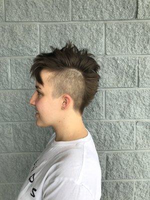 Mohawk haircut ‍