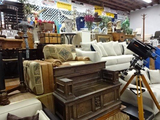 Public Auction New & Used Quality Furniture