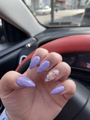 Bubbly nails