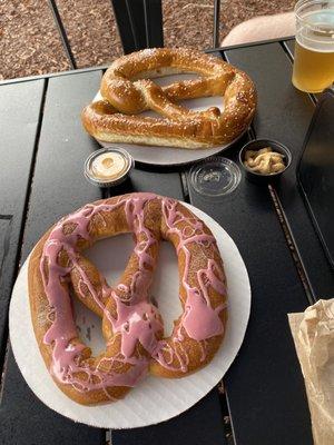 Pretzel Combo