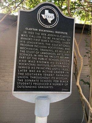 Historical sign in front of the volunteer library