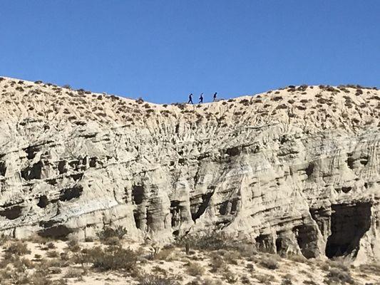 The other hikers! They look like ants from the bottom