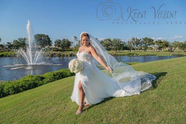 The Bridal Bouquet and what a gorgeous bride!