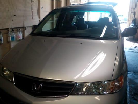 2004 honda odissey  full detail  done here at happy car detail.