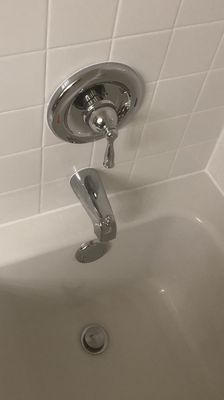 Tub and faucet install