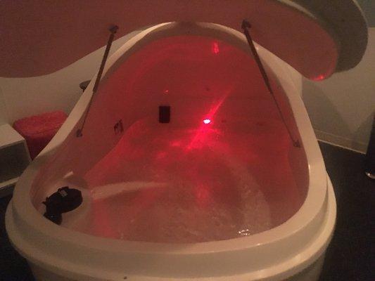 the float pod with red light