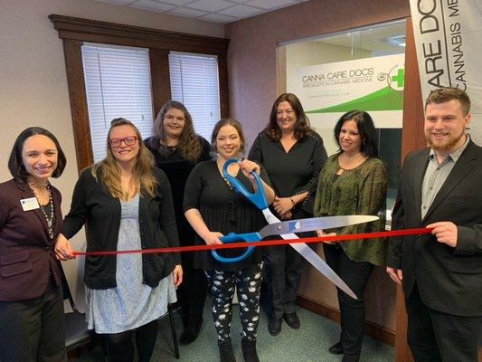 Canna Care Docs New London Grand Opening and Ribbon-Cutting Ceremony!