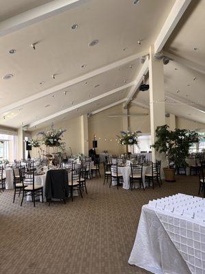 Discover the elegance and charm of Fremont Hills --where unforgettable weddings come to life.