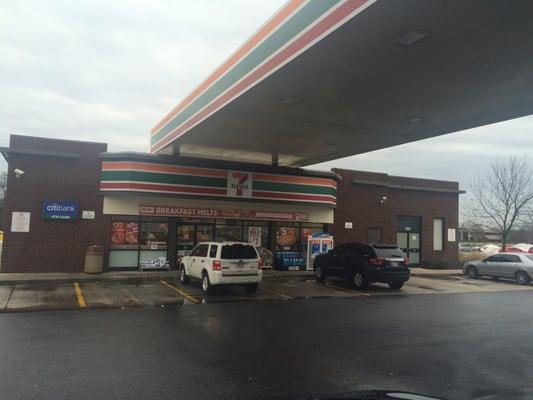 7-Eleven on airport loop just about two miles from the BWI terminal.