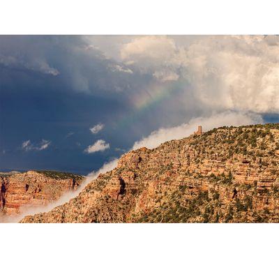 A page out of 100 Views written by Scott Thybony published by the Grand Canyon Conservancy.