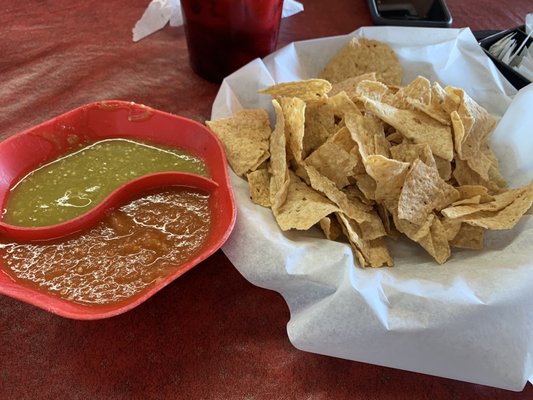 Free chips & salsa