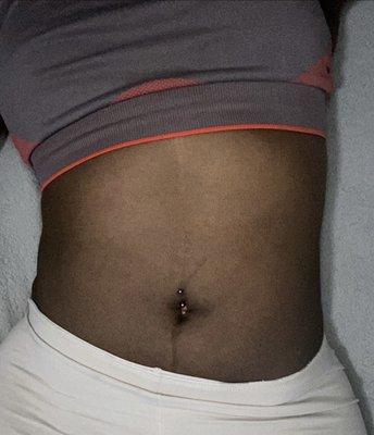 Belly piercing