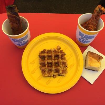 Rib chicken waffle