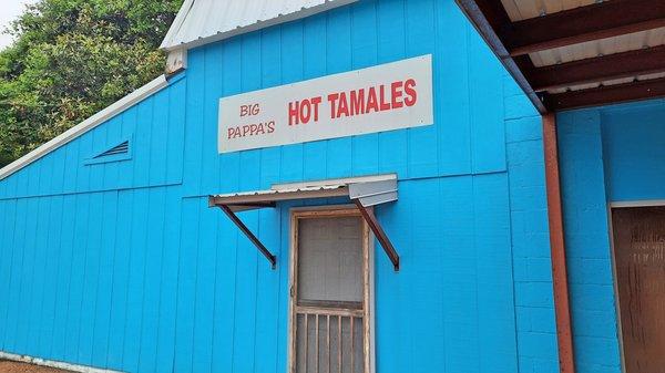 "BIG Pappa's Hot Tamales