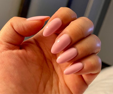 Lux Nails & Spa