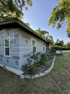 Siding of this ens residence