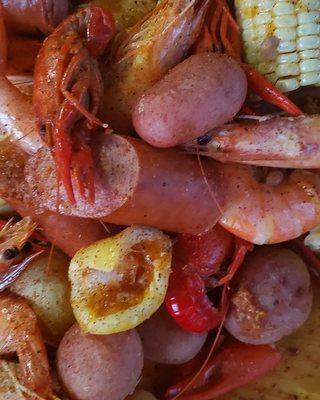 Shrimp and Crawfish Boil