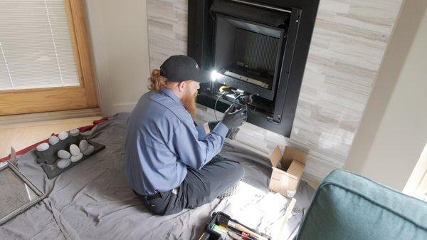 Our technician troubleshoots a Valor Portrait gas fireplace.