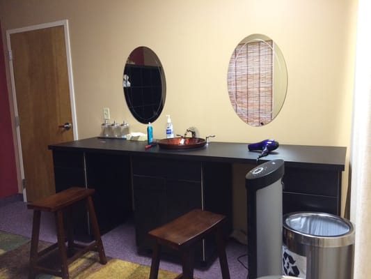 The women's locker room. Very spacious and clean!