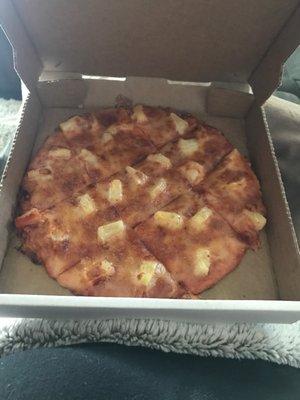 Perfect pineapple lunch pizza